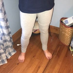 They are nice grey leggings